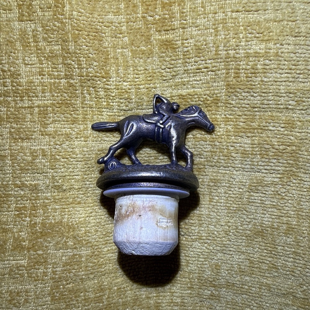 Blanton's Bourbon Whiskey‎ Bottle Stopper w/ Race Horse & Jockey, Letter 'O'